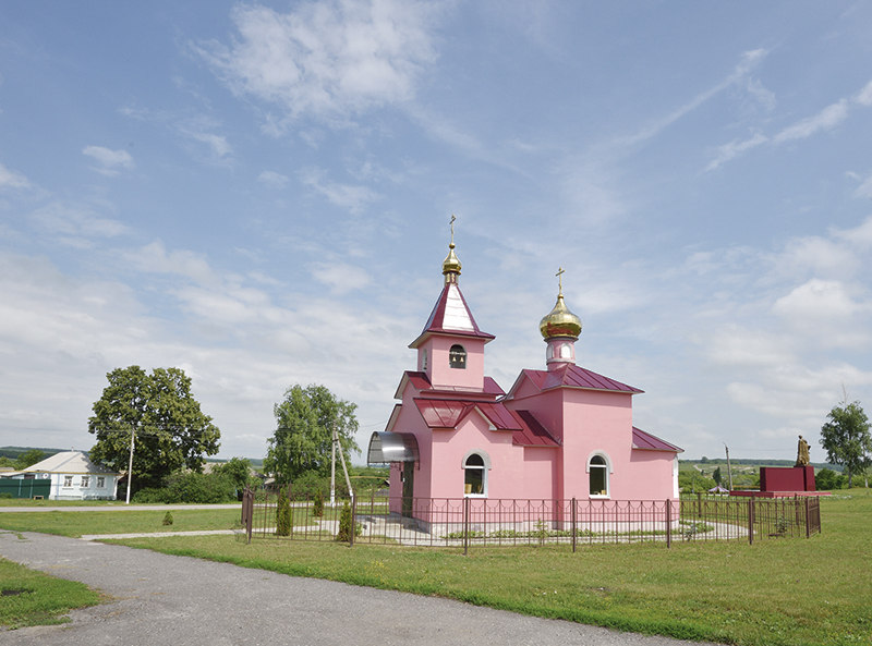 Храм великомученика Дмитрия Солунского в селе Короткое 