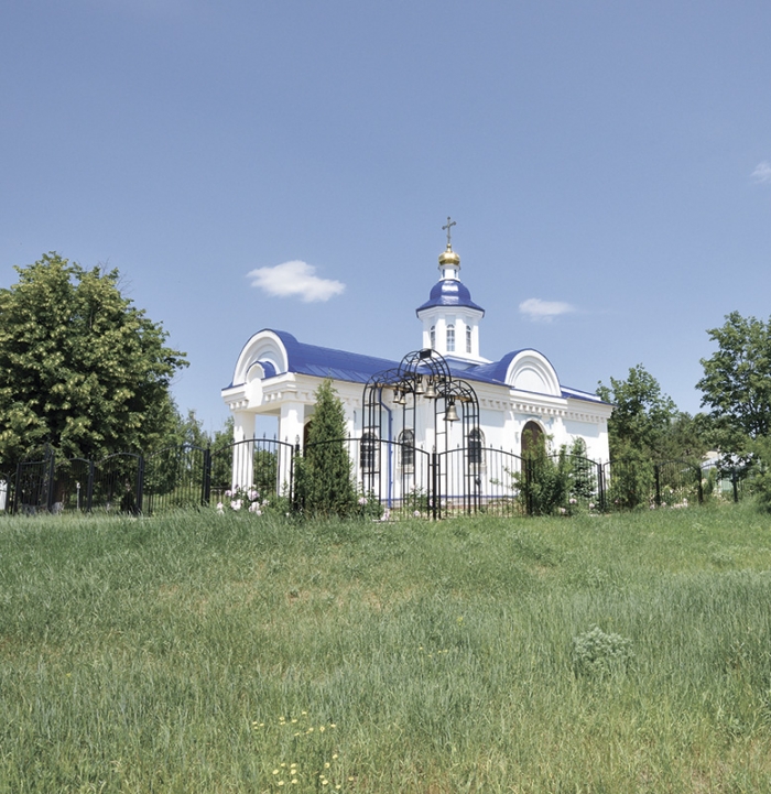 Храм Успения Пресвятой Богородицы в Луценково