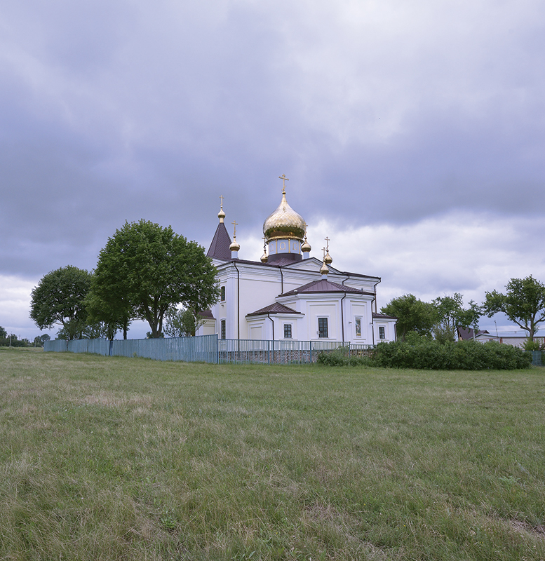 Храм Архангела Михаила в селе Тёплый Колодезь
